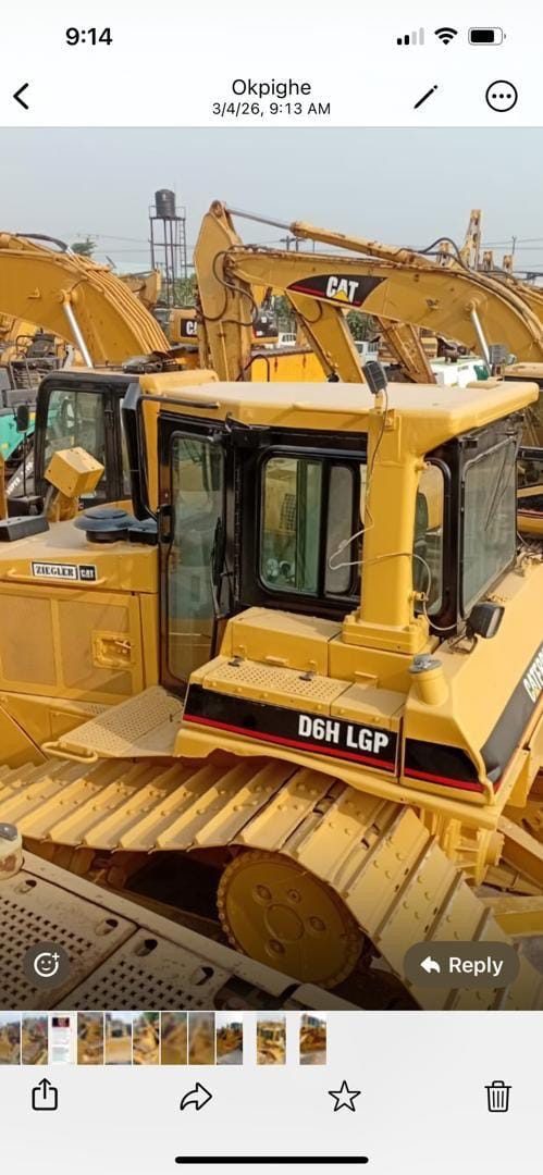 Heavy Caterpillar Excavator